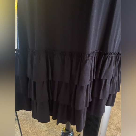 Lovely Black Dress with crochet neckline & Ruffled hem. Simple and Chic! - Picture 6 of 12